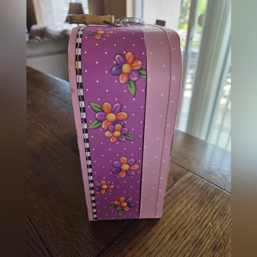 Mary Engelbreit "Let's Put The Fun Back In DysFUNctional" Cardboard Suitcase - Picture 2 of 9